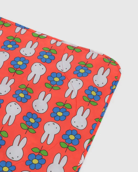 BAGGU ピクニック ブランケット　シート　敷物　Miffy ミッフィー Flower Miffy Puffy Picnic Blanket – MOCA Store